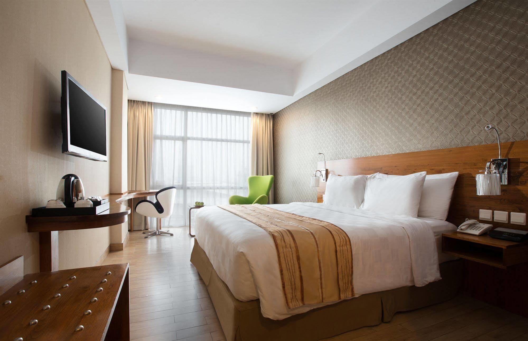 Hariston Hotel & Suites, Pluit - Jacarta Exterior foto